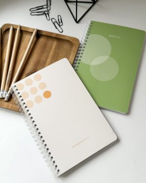 Блокнот у клітинку на вибір